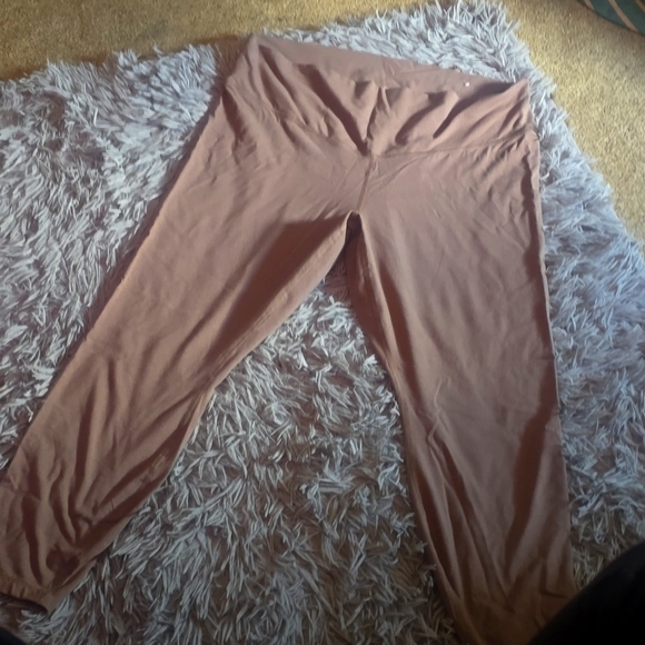 Old Navy power chill high rise Legging PLUS Size 2X - Picture 1 of 4